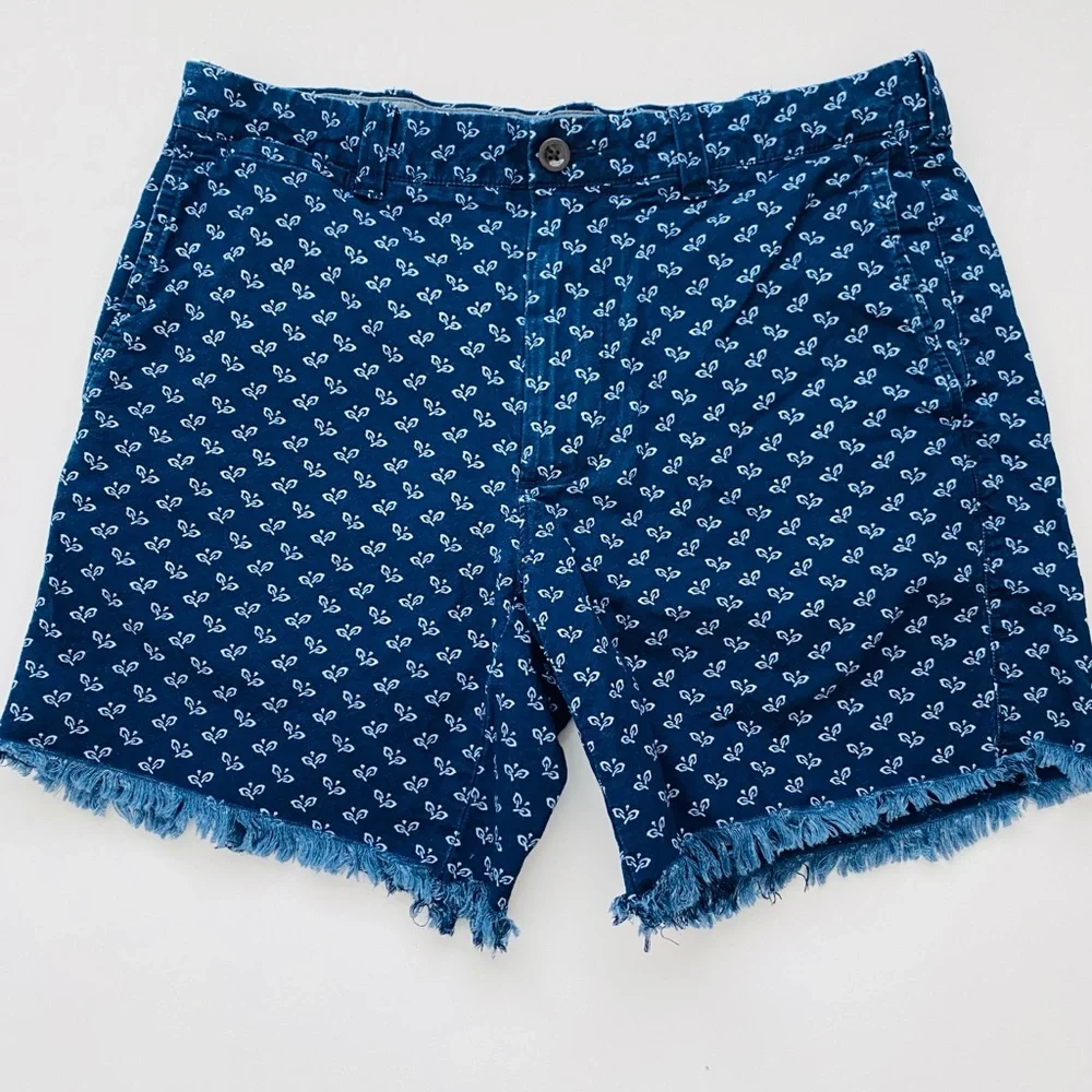 J.Crew Men's Blue Floral Shorts Raw Hem Preppy Size 32 Summer Grunge